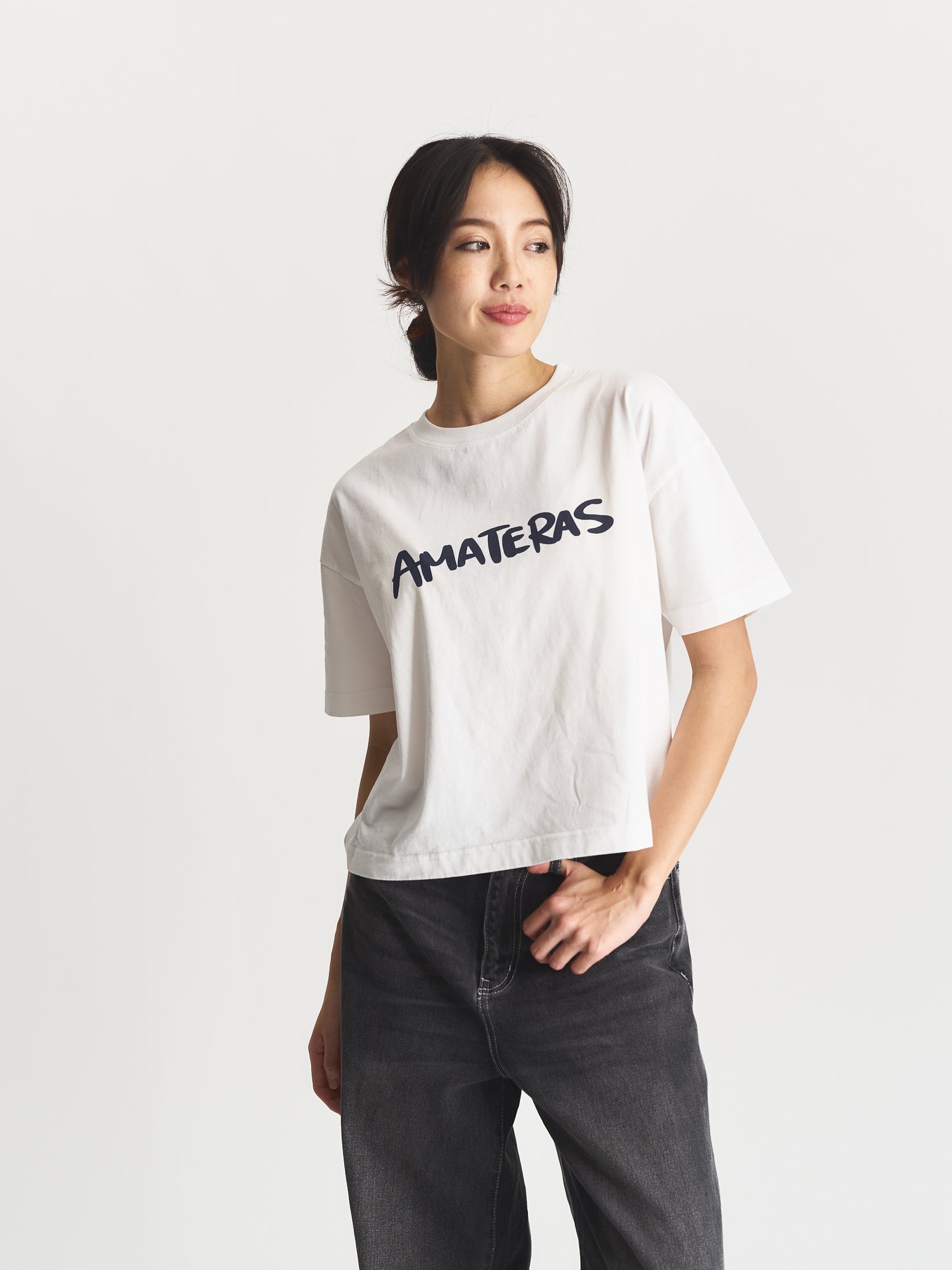 AMATERAS logo Tee / 胡粉(white) – AMATERASJAPAN