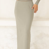 Curve Me Maxi Skirt / Matsuba (khaki)