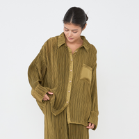 elegant satin pleated shirt / 松葉(khaki)