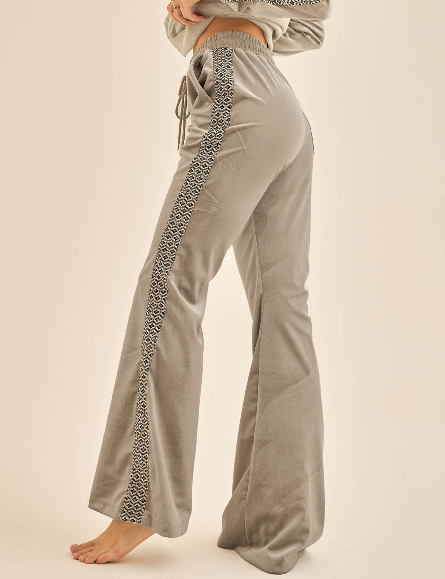 Wellness Tracksuit Pants/ Gray