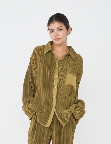 elegant satin pleated shirt / 松葉(khaki)