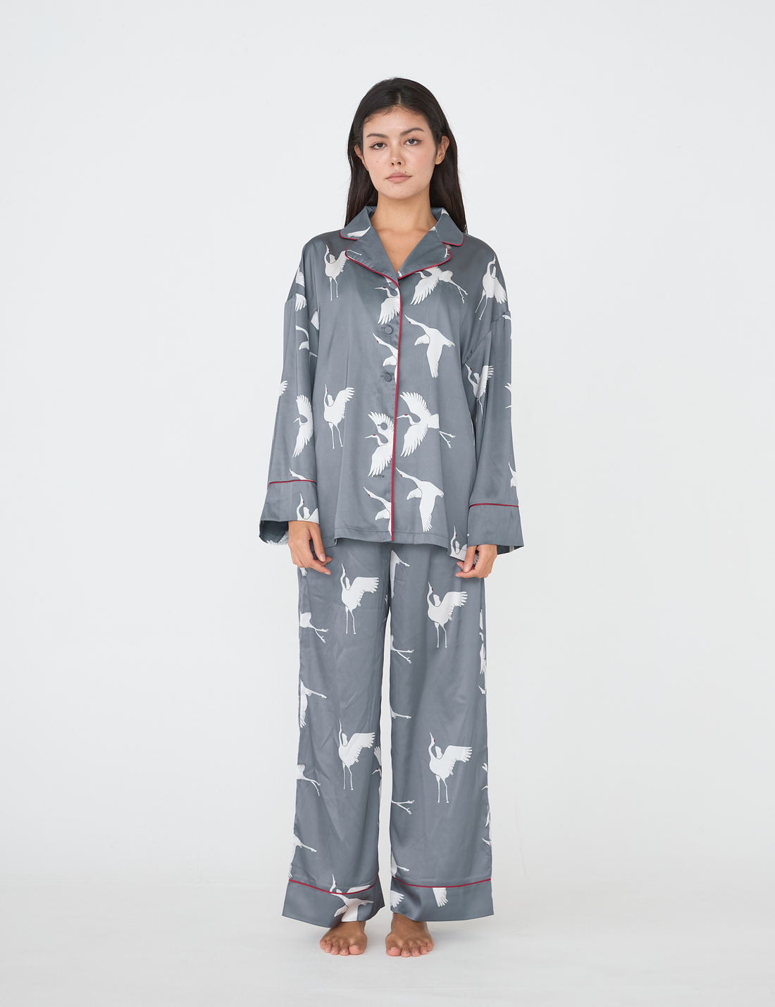 Chic Comfort Satin Pajama Shirt / 薄墨(gray)