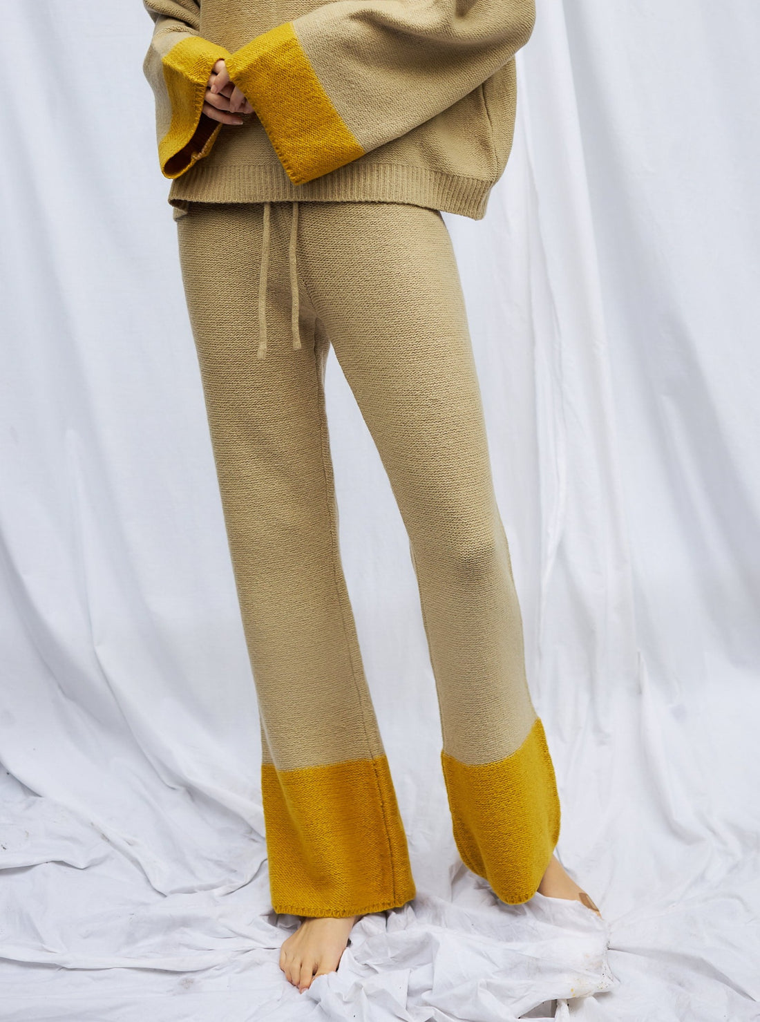 two-tone soft knit pants – AMATERASJAPAN