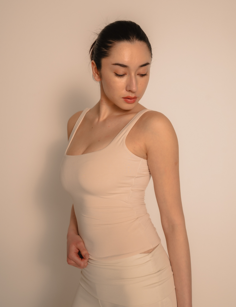 AuraFit Elegant Padded Tank / 胡粉(off white)