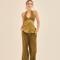 elegant satin pleated camisole / 松葉(khaki)