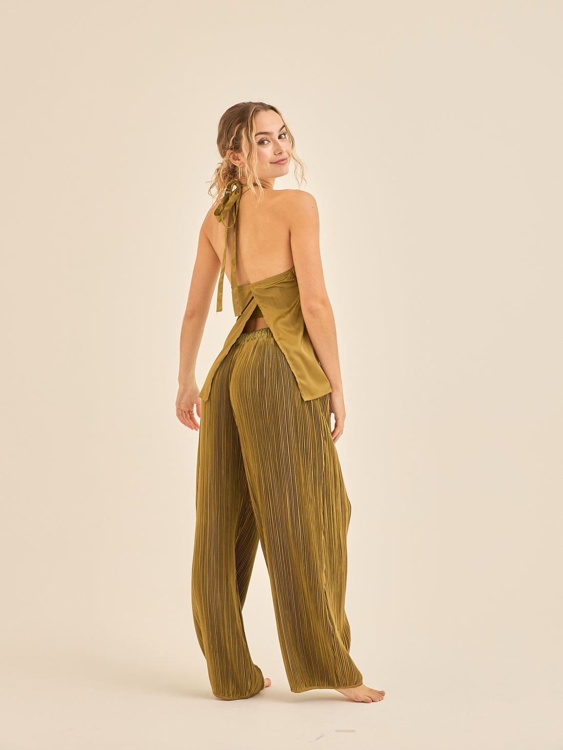 elegant satin pleated pants