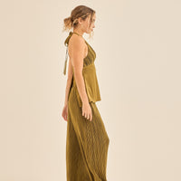 elegant satin pleated camisole / 松葉(khaki)