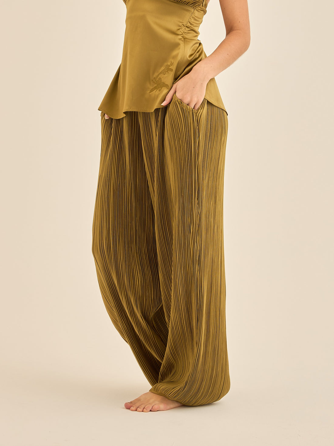 elegant satin pleated pants