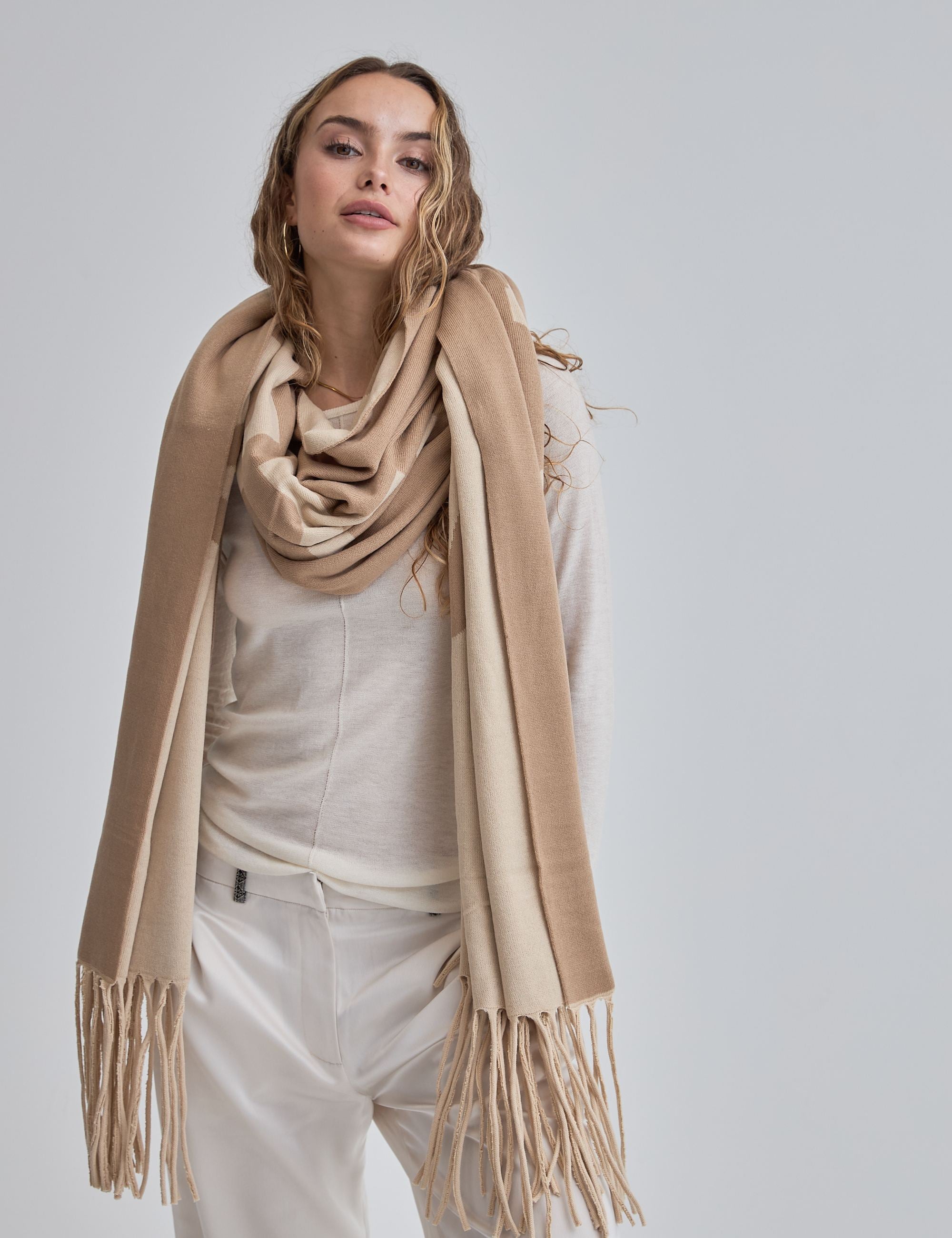 Fluffy Fur Scarf / Flax (Beige)