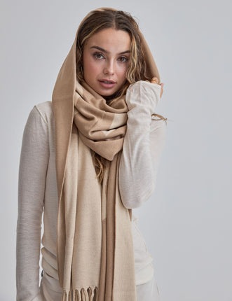 Fluffy Fur Scarf / Flax (Beige)