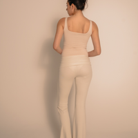 LuxeFit Flare Leggings / 胡粉(off white)