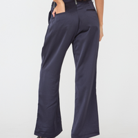 wagara tailored satin suit pants / navy