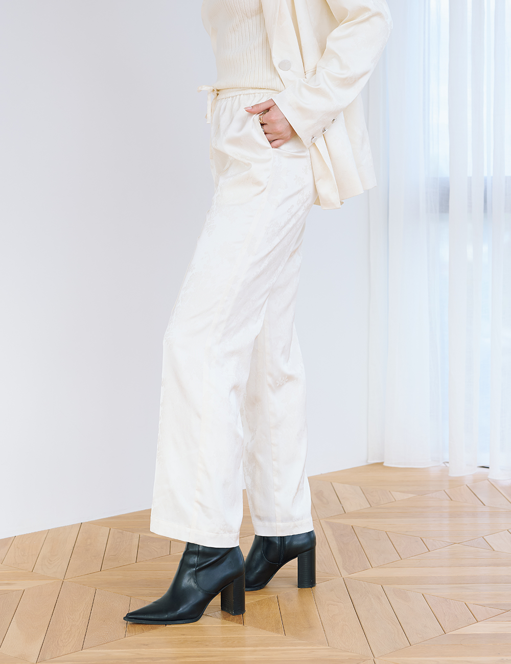 Jacquard Lounge Satin Pants / White Flower(ivory)