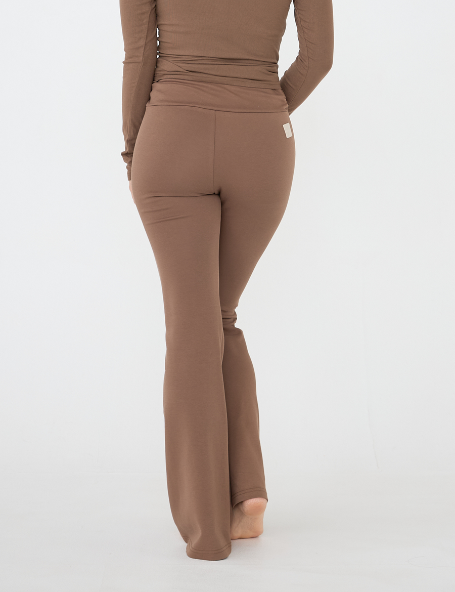 Style Up Flared Leggings / brown