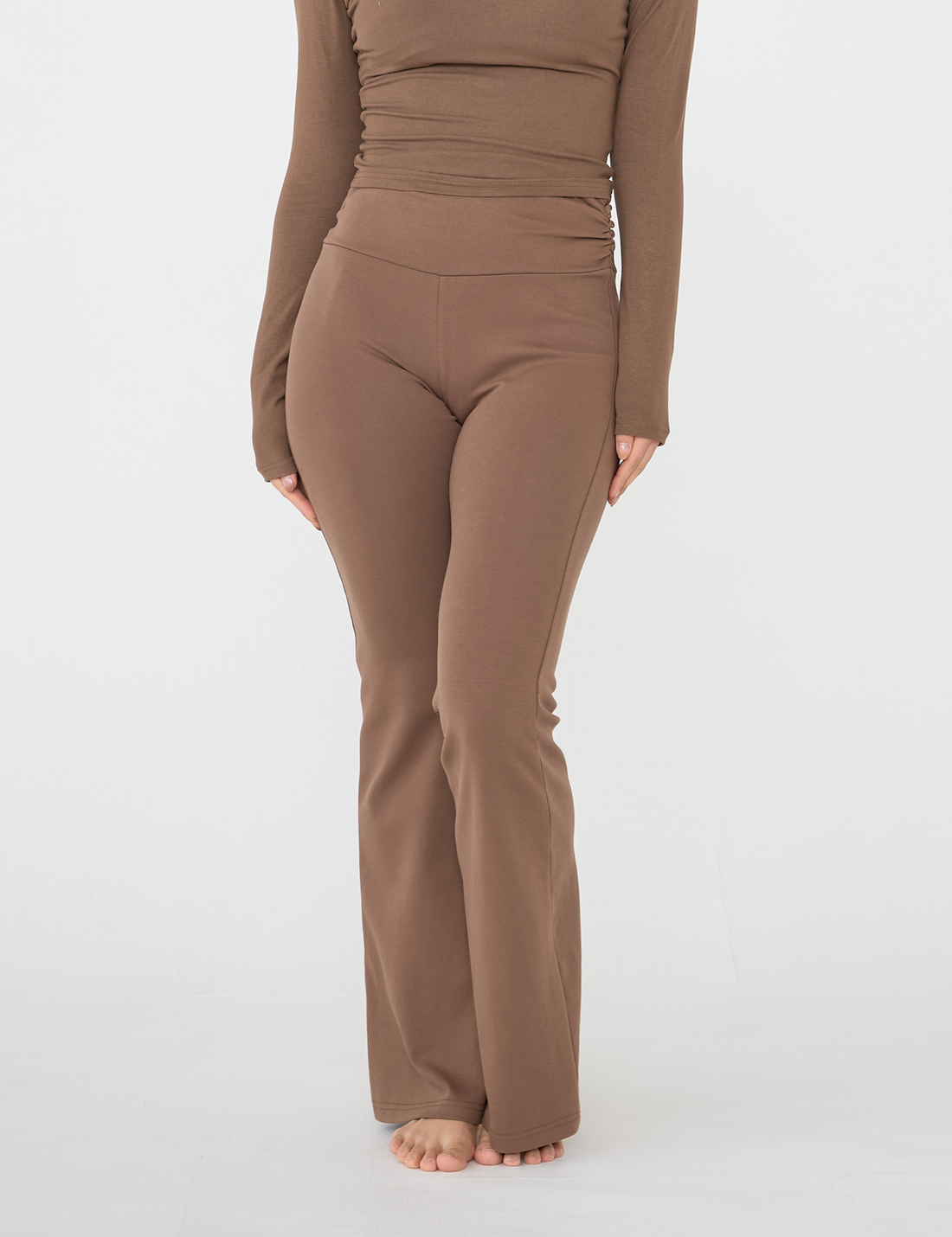 Style Up Flared Leggings / brown