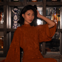 Mandarin Glow Jacquard Jumpsuit / 琥珀(mandarin)