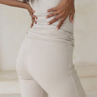 Style Up Flared Leggings / Shirahana(ivory)