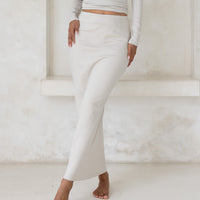 Curve Me Maxi Skirt / Shirahana(ivory)