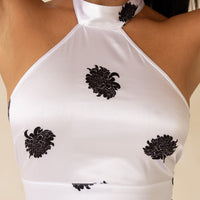 Serene Satin Halter Neck Top / 胡粉(White)