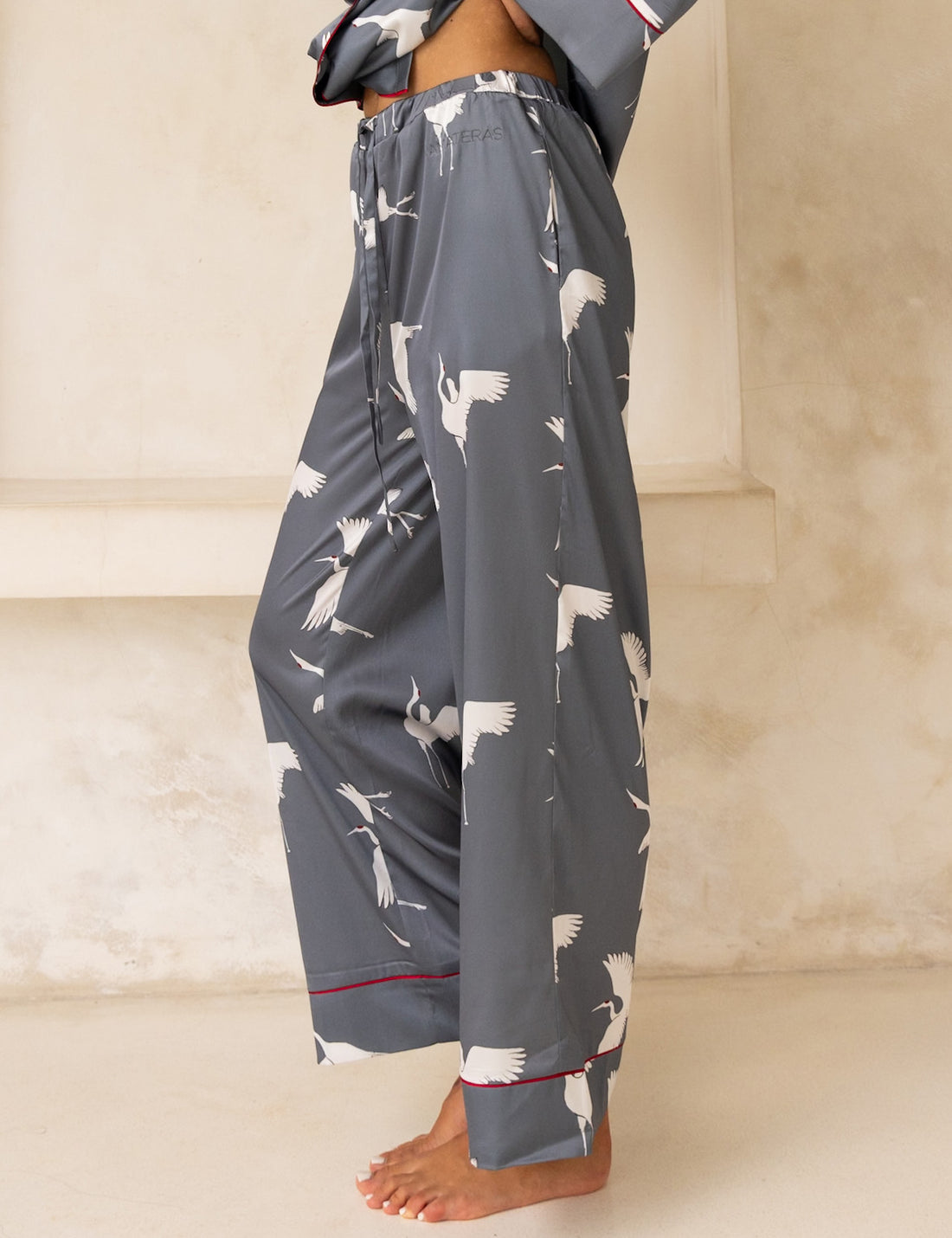 Chic Comfort Satin Pajama Pants / 薄墨(gray)