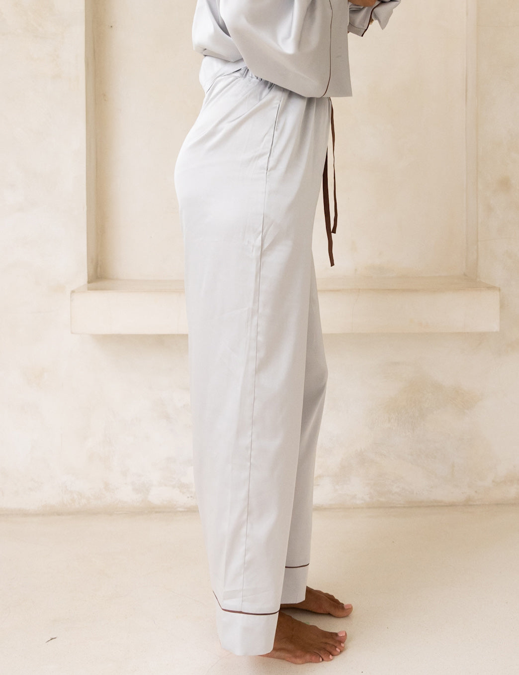 Chic Comfort Satin Pajama Pants / Jun(greige)