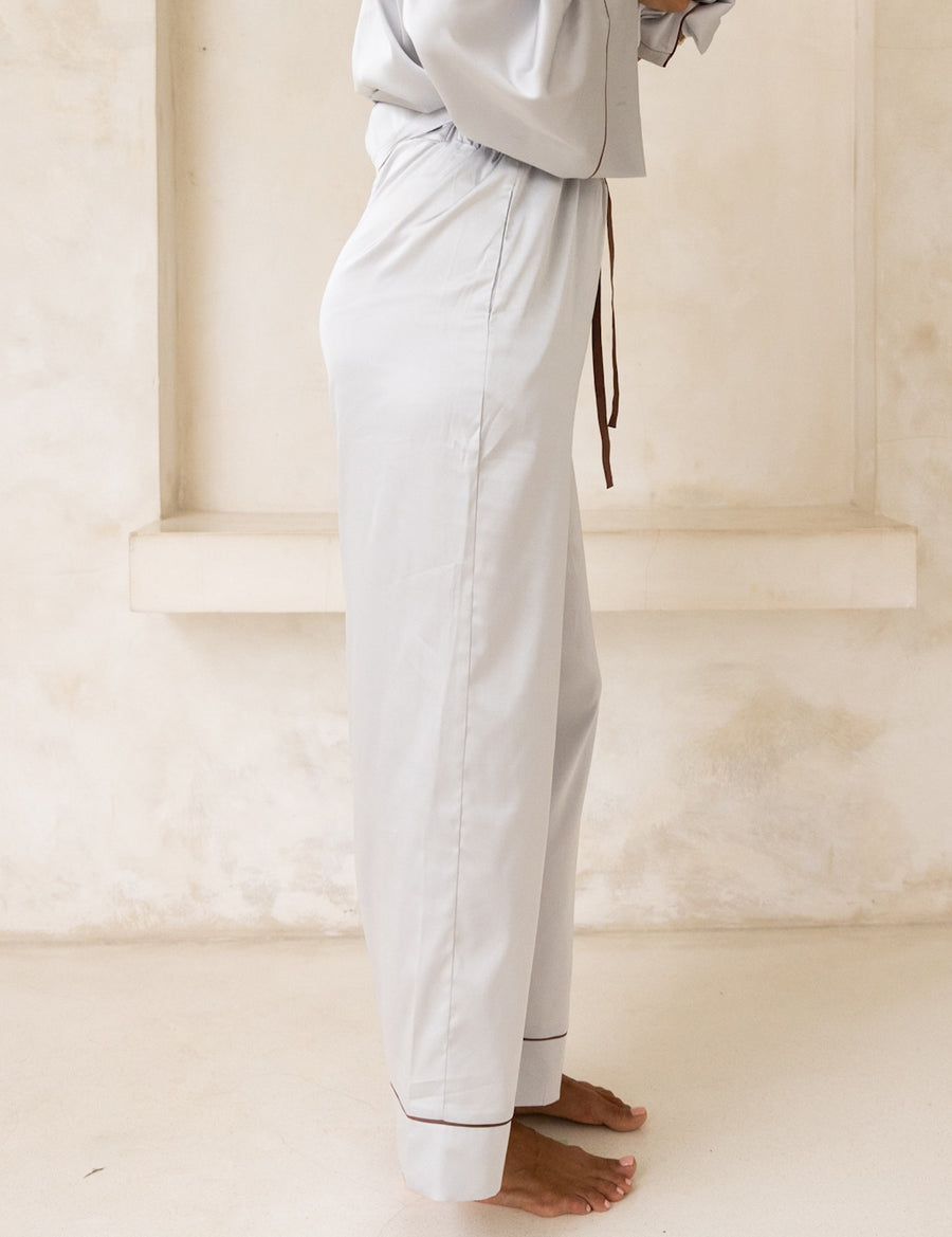 Chic Comfort Satin Pajama Pants / 潤(greige)