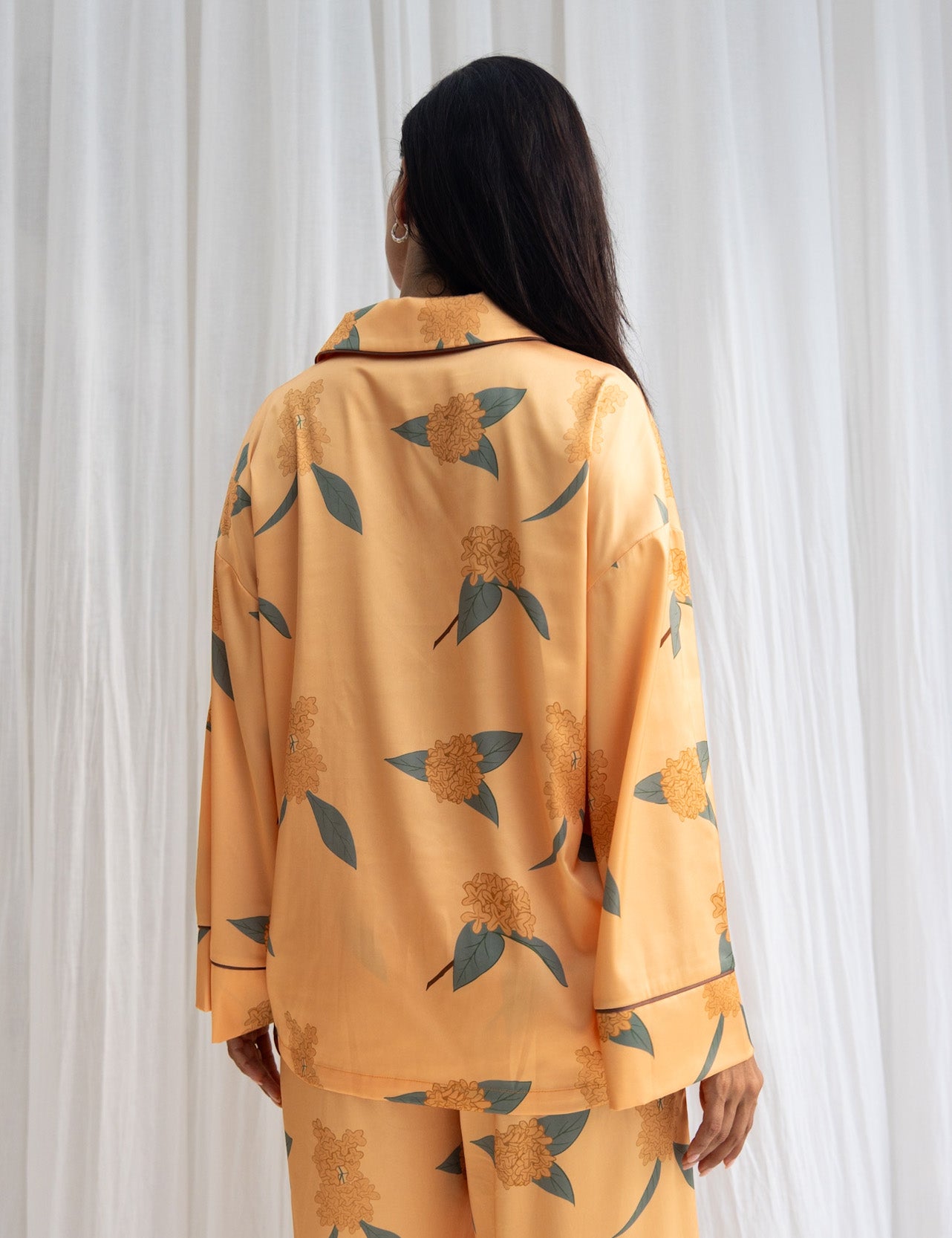 Chic Comfort Satin Pajama Shirt / 琥珀(orange)