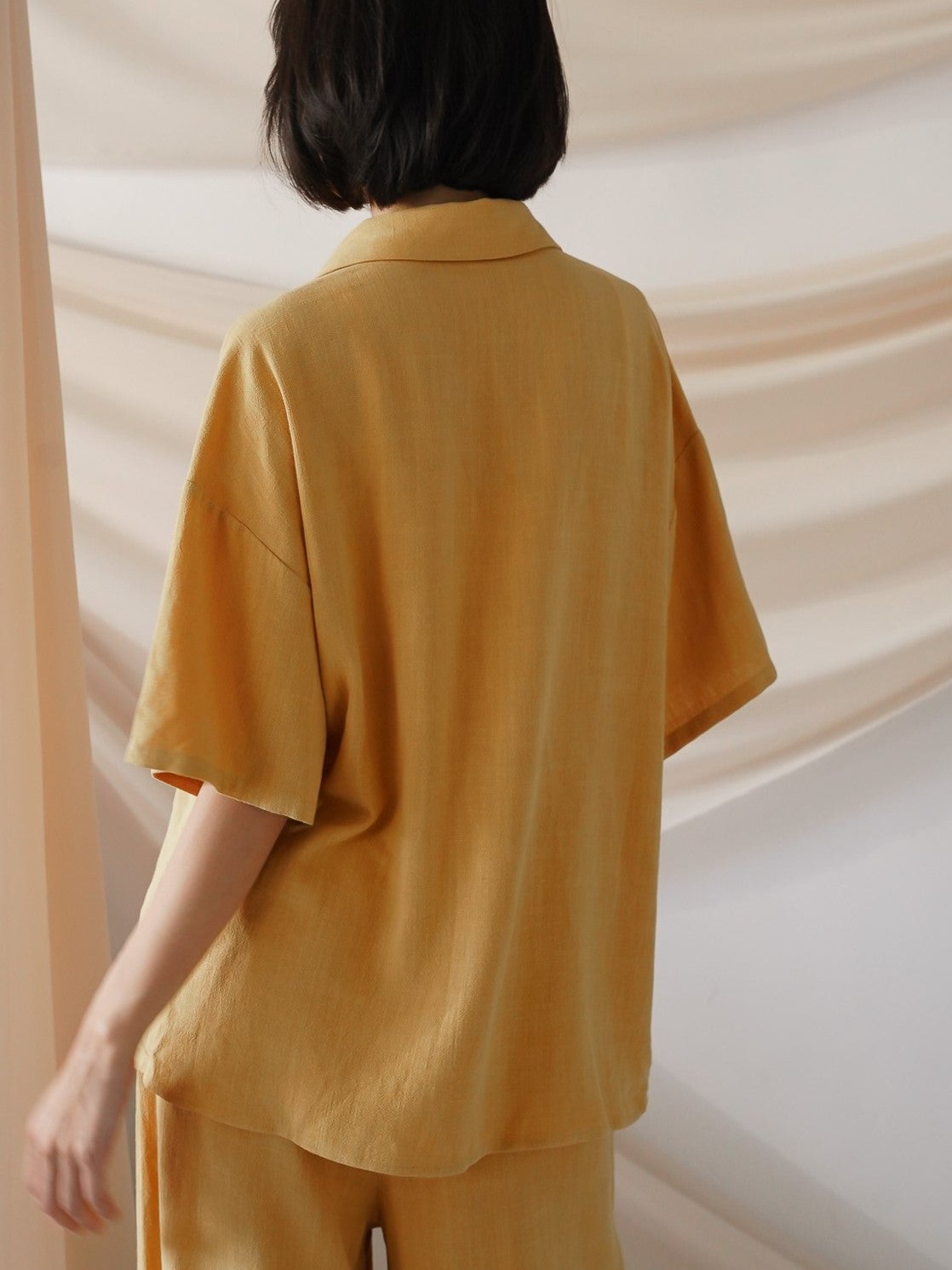 soft linen loose sleeve shirt / 花葉(yellow)