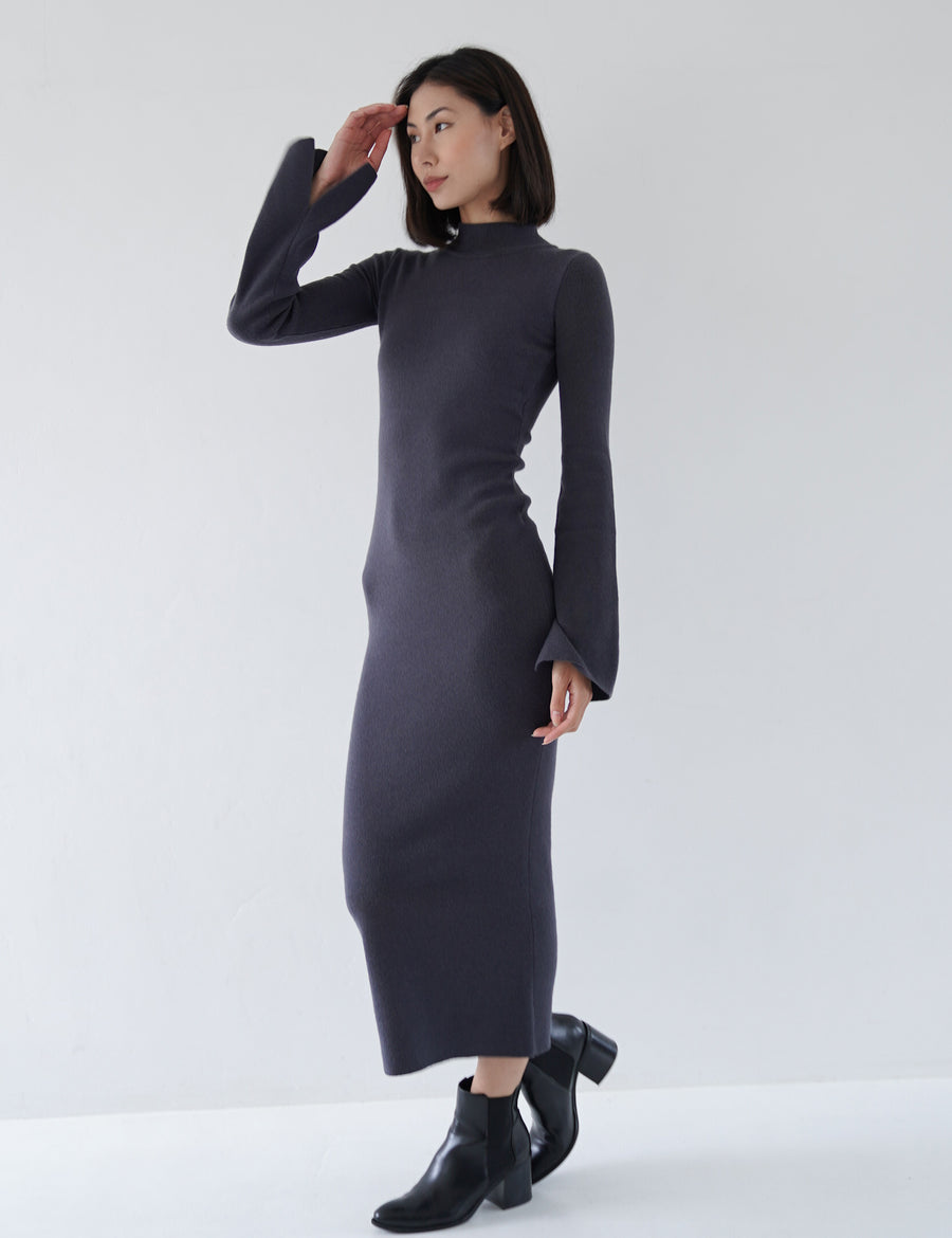 Opulent High Neck Knitted Dress / 濃藍(navy)