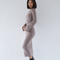 Opulent High Neck Knitted Dress / 薄墨(Gray)