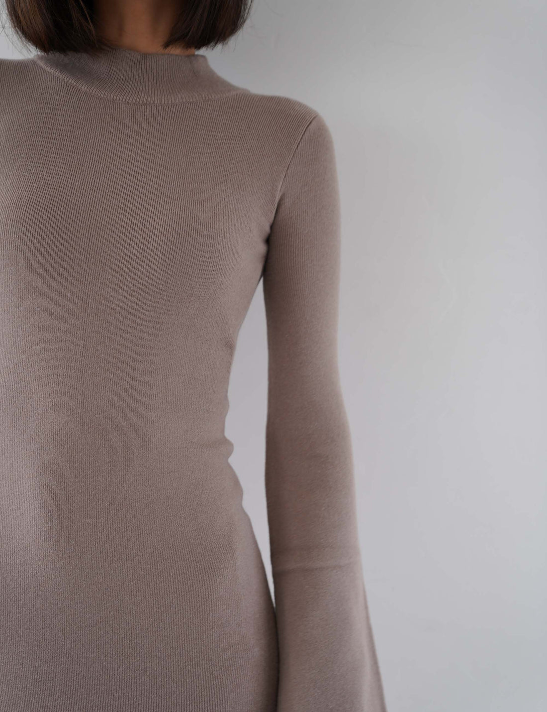 Opulent High Neck Knitted Dress / 薄墨(Gray)