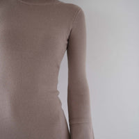 Opulent High Neck Knitted Dress / 薄墨(Gray)