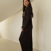 elegant satin pleated pants / 枯茶(brown)