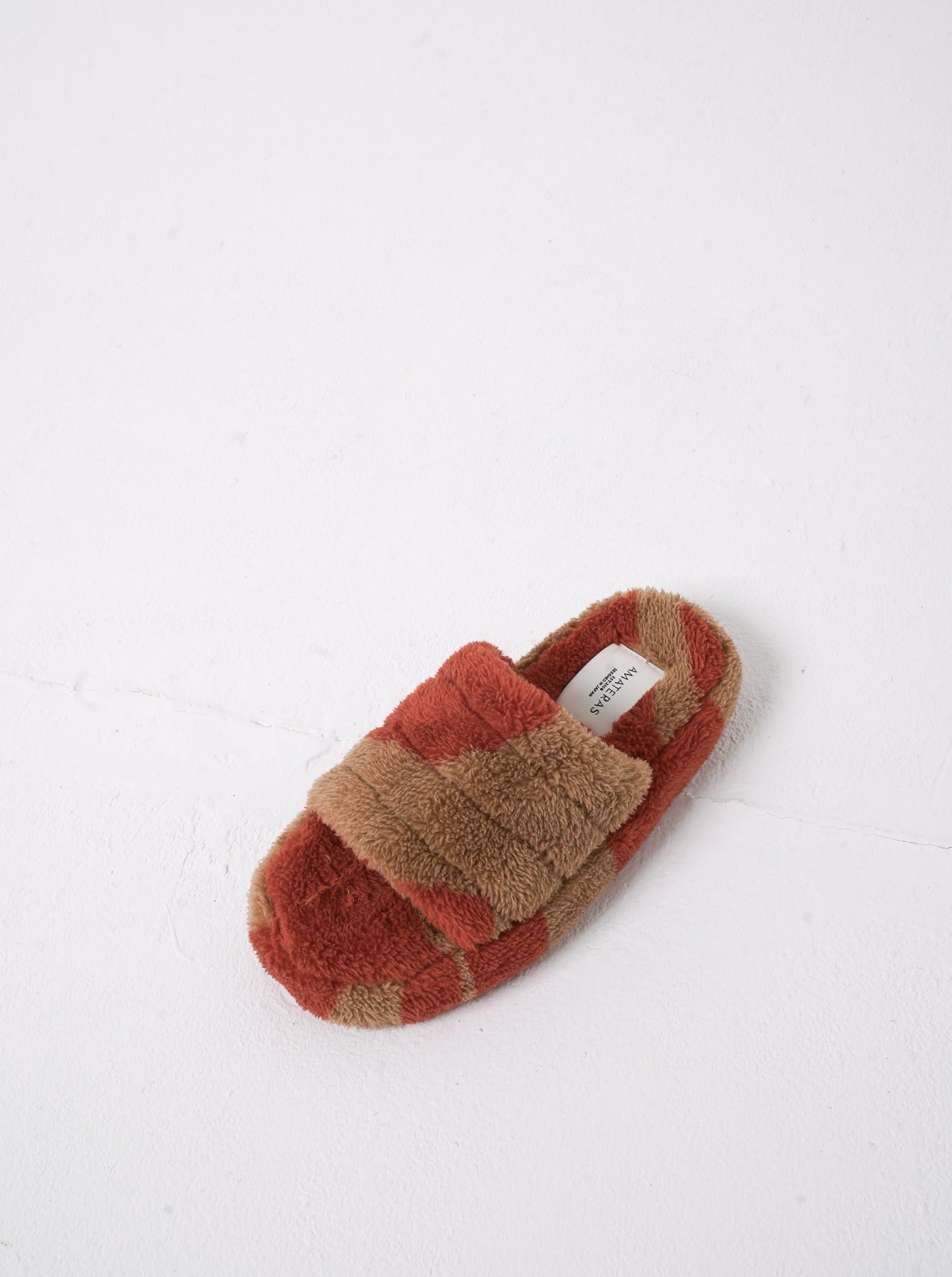 comfort fluffy slippers / brown