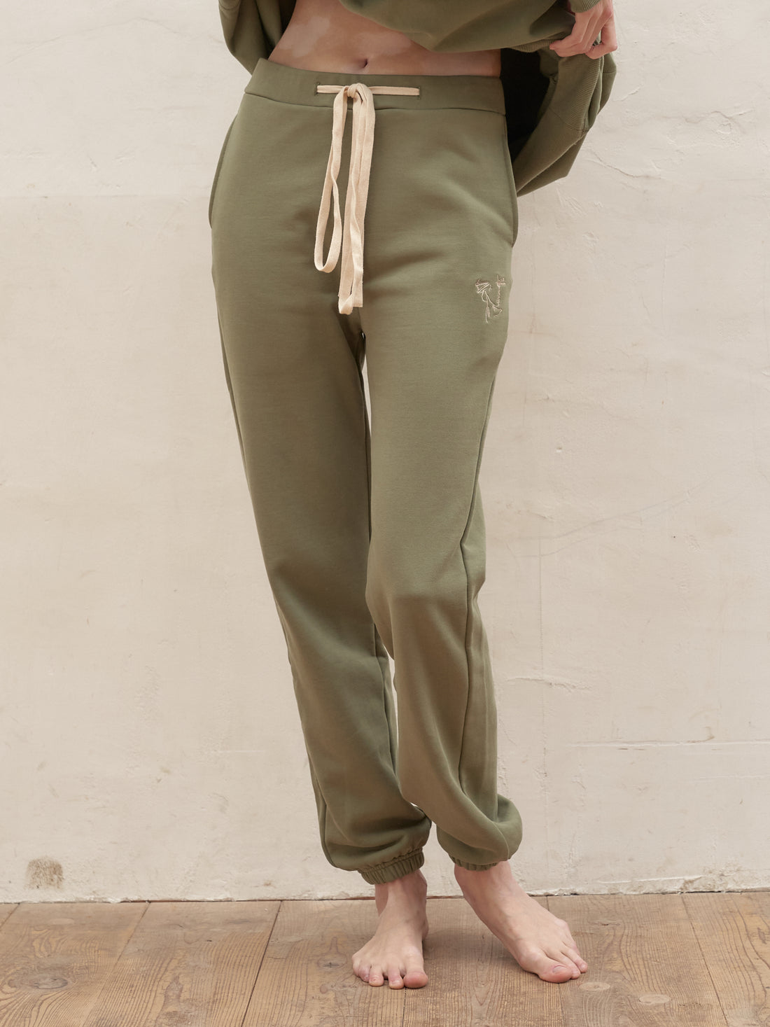 Basic volume 舞妓 tracksuits / 松葉(khaki) – AMATERASJAPAN